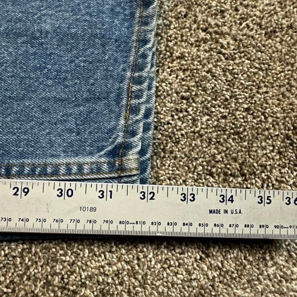 Vintage Levi's 540 leather patch 90s Relaxed Fit Blue Denim Jeans‎ fit 41x32